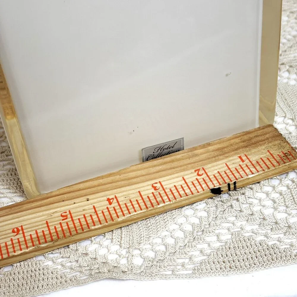 * Hotel Collection Square Cream  Acryllic Lucite Tissue Box 80’s – 90’s Vintage